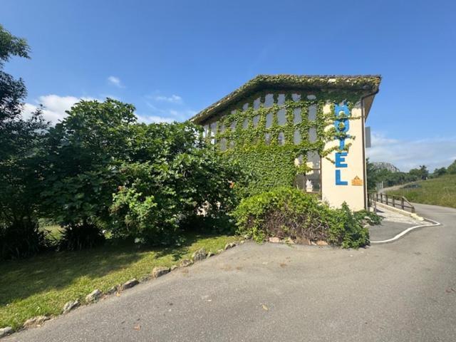 Hotel Torrecerredo Arenas De Cabrales Dış mekan fotoğraf